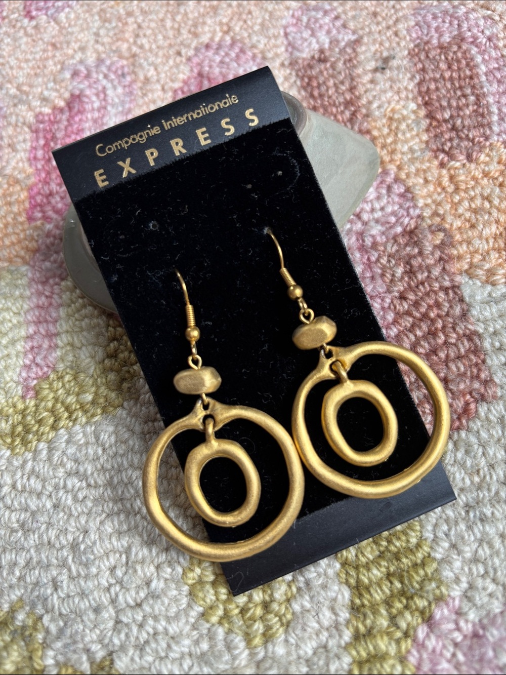 Vintage EXPRESS Compagnie Internationale gold modern textured circle Earrings